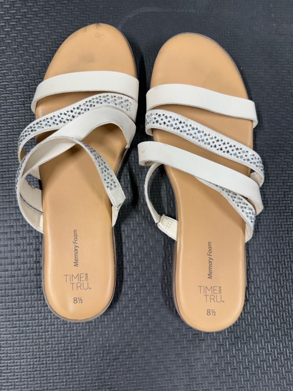 Time and Tru White Strappy Sandals with Sparkle Accent